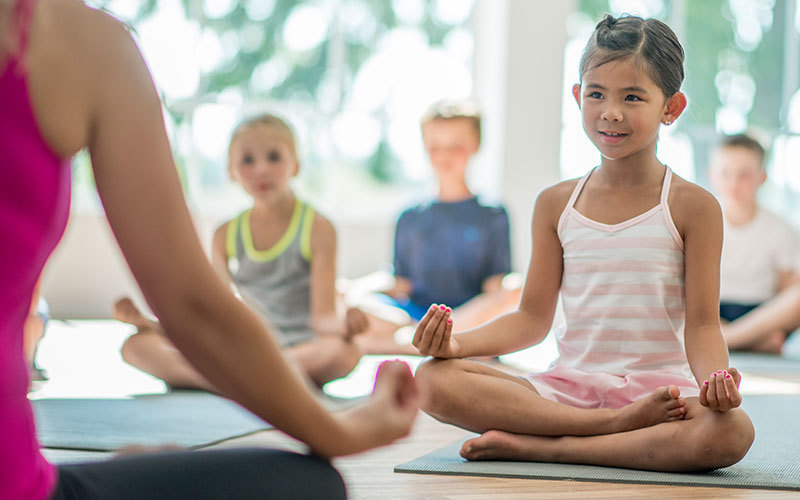 yoga-in-the-classroom